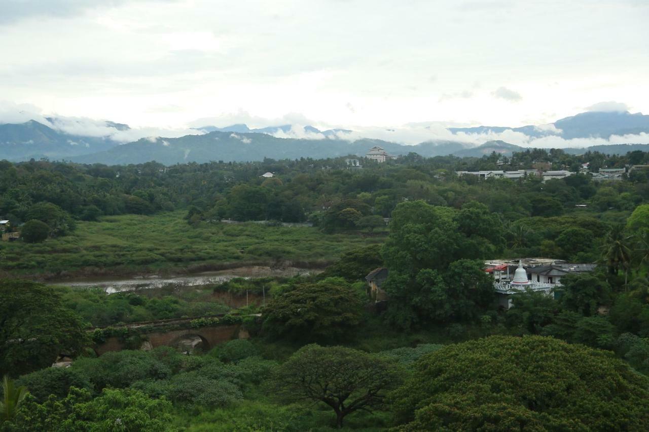 Rivendell Hotel Kandy Eksteriør billede